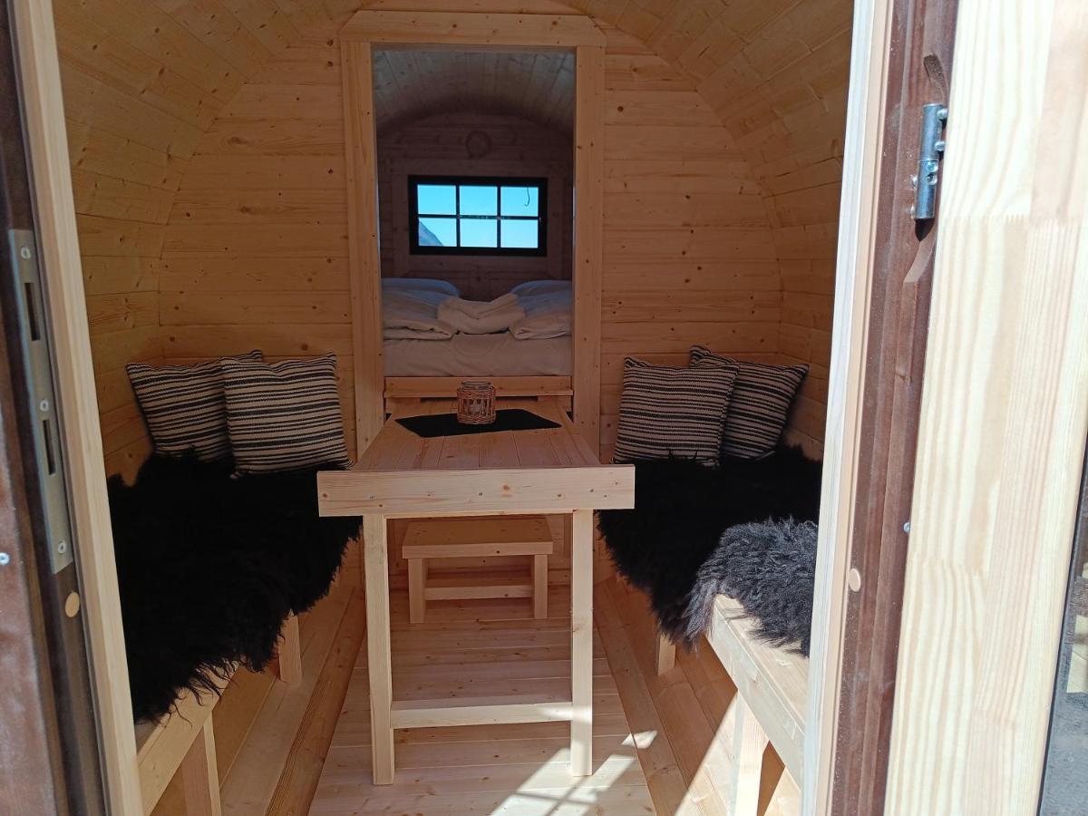 Sleeping Barrel Lodge Smaken Av Ryfylke Event As, Drives Ikke Som Hotell Hjelmeland Bagian luar foto